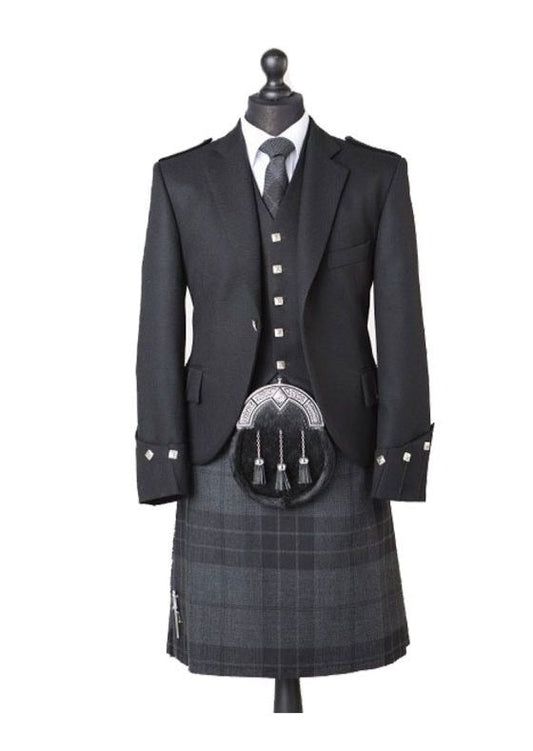 Scottish Argyle Tartan Kilt Outfit